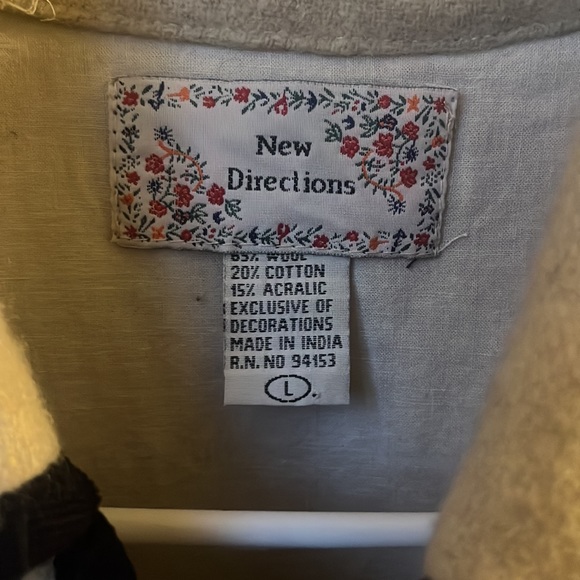 New Directions Vest - Picture 3 of 3